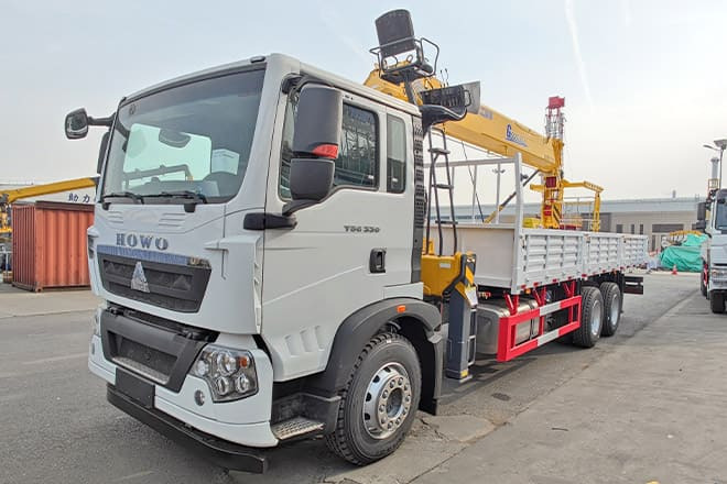 XCMG Truck Mounted Crane for Sale in Algeria - Crane truck: picture 1 XCMG Truck Mounted Crane for Sale in Algeria - Crane truck: picture 1