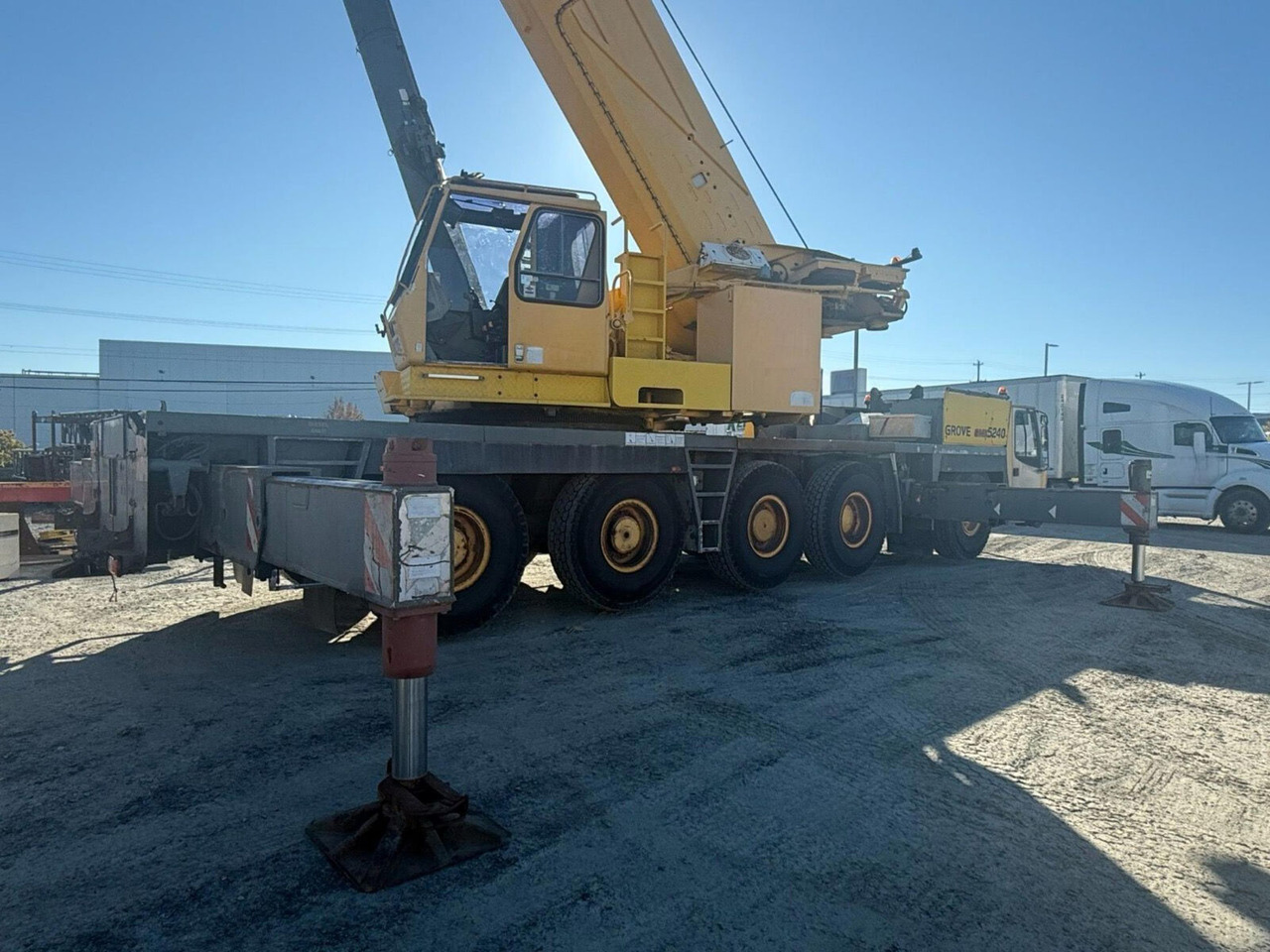 Grove Grove GMK 5200 - All terrain crane: picture 4 Grove Grove GMK 5200 - All terrain crane: picture 4