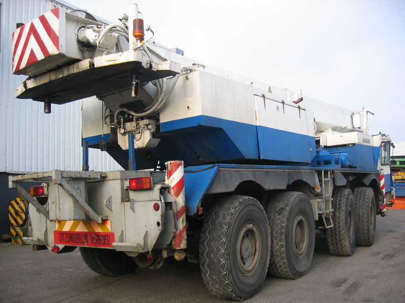 Liebherr LTM 1060`for parts - Mobile crane: picture 2 Liebherr LTM 1060`for parts - Mobile crane: picture 2