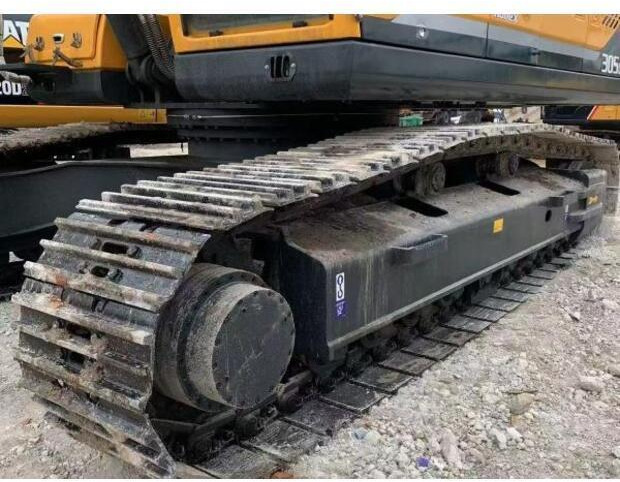 Crawler excavator 2023 Hyundai R305: picture 11