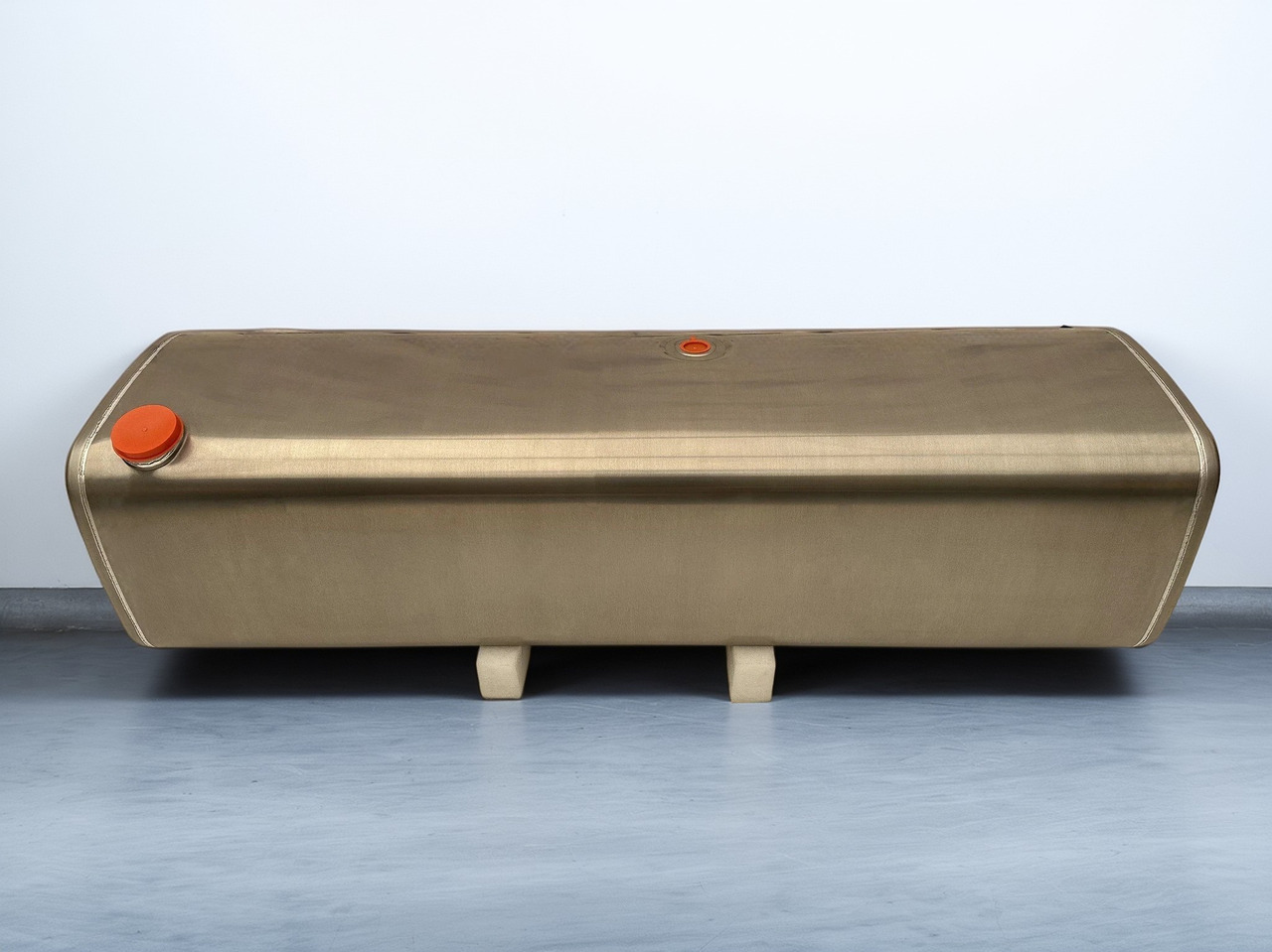 VOLVO - Fuel tank: picture 1 VOLVO - Fuel tank: picture 1