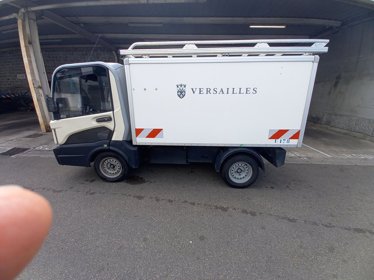 GOUPIL G5 - Véhicule électrique avec caisson (L 2 468mm x l - Electric utility vehicle, Box van: picture 1 GOUPIL G5 - Véhicule électrique avec caisson (L 2 468mm x l - Electric utility vehicle, Box van: picture 1