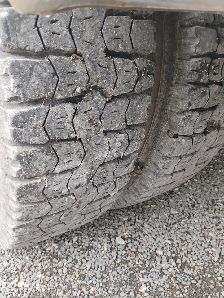 Renault Midlum 909AAD51- Disponible à compter du 19 /11/2025. Camion benne 13T-Moteur remplacé en 2021 ( environ 120 000km). Usure importante de la benne, oxydation de fer globale apparente - Norme Eu - Tipper: picture 3 Renault Midlum 909AAD51- Disponible à compter du 19 /11/2025. Camion benne 13T-Moteur remplacé en 2021 ( environ 120 000km). Usure importante de la benne, oxydation de fer globale apparente - Norme Eu - Tipper: picture 3