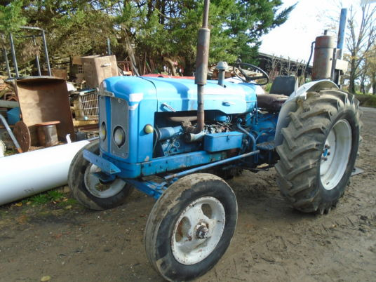 Fordson Major SUPER MAJOR - Farm tractor: picture 1 Fordson Major SUPER MAJOR - Farm tractor: picture 1
