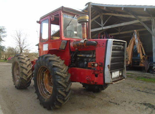 Massey Ferguson 1200 - Farm tractor: picture 2 Massey Ferguson 1200 - Farm tractor: picture 2
