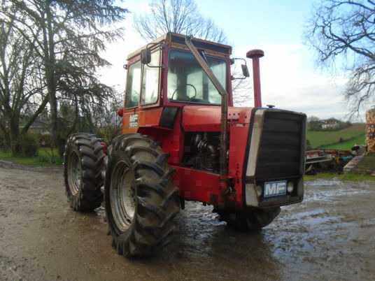 Massey Ferguson 1200 - Farm tractor: picture 4 Massey Ferguson 1200 - Farm tractor: picture 4