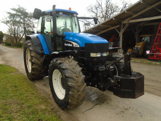 New Holland tm175 - Farm tractor: picture 5 New Holland tm175 - Farm tractor: picture 5