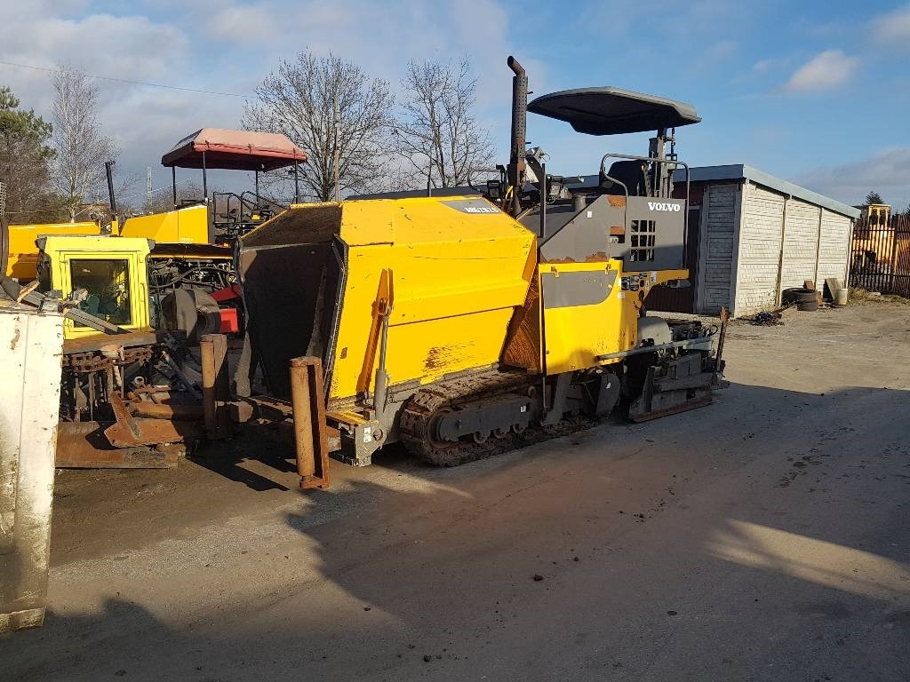 Volvo TITAN 2820 - Asphalt paver: picture 1 Volvo TITAN 2820 - Asphalt paver: picture 1