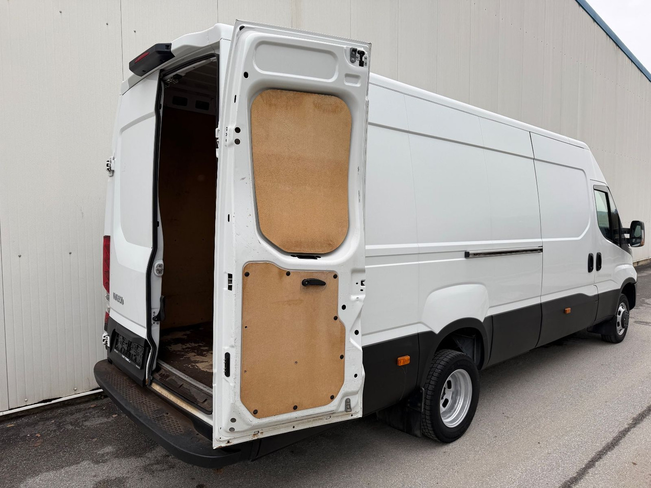 Iveco Daily 50C15 Maxi 3,0HPI 3,5T - Panel van: picture 5 Iveco Daily 50C15 Maxi 3,0HPI 3,5T - Panel van: picture 5