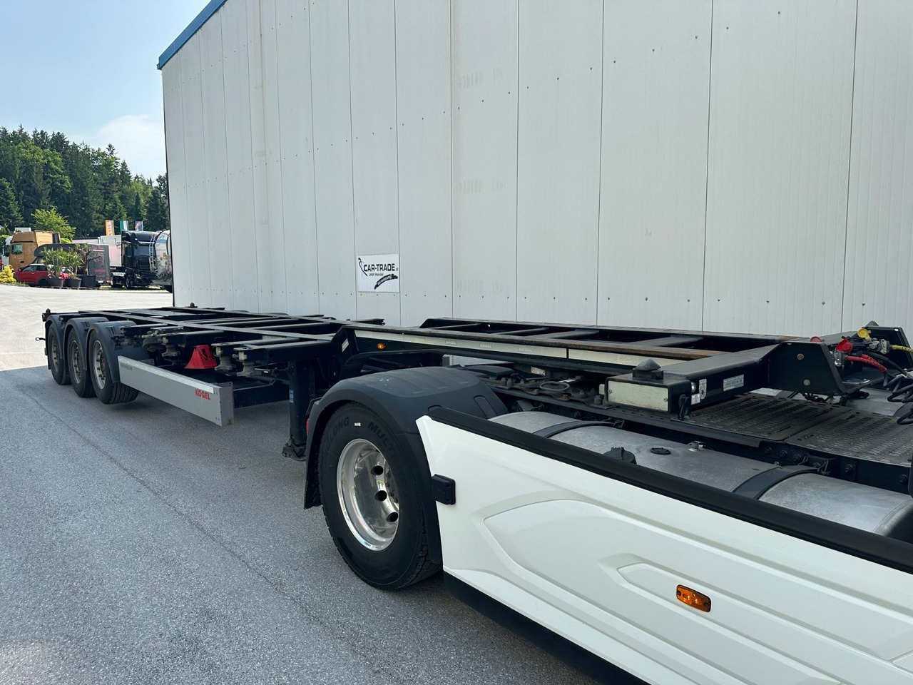 Kögel SN 24 LIFT SAF 2x20 1x30 1x40 6STK - Container transporter/ Swap body semi-trailer: picture 4 Kögel SN 24 LIFT SAF 2x20 1x30 1x40 6STK - Container transporter/ Swap body semi-trailer: picture 4