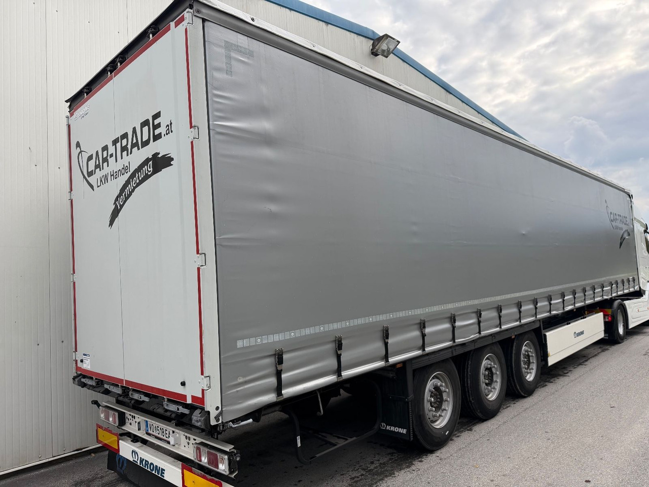 Krone SDP27 Lift/Pal-Kast/Alulatten - Curtainsider semi-trailer: picture 3 Krone SDP27 Lift/Pal-Kast/Alulatten - Curtainsider semi-trailer: picture 3
