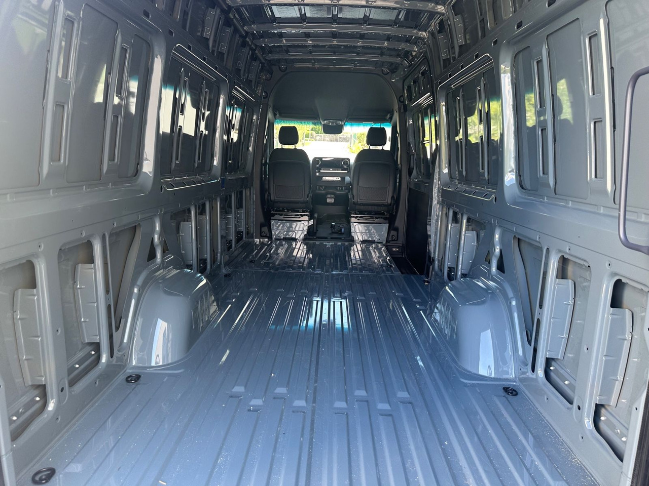 Mercedes-Benz Sprinter 317 cdi - Camper van: picture 5 Mercedes-Benz Sprinter 317 cdi - Camper van: picture 5