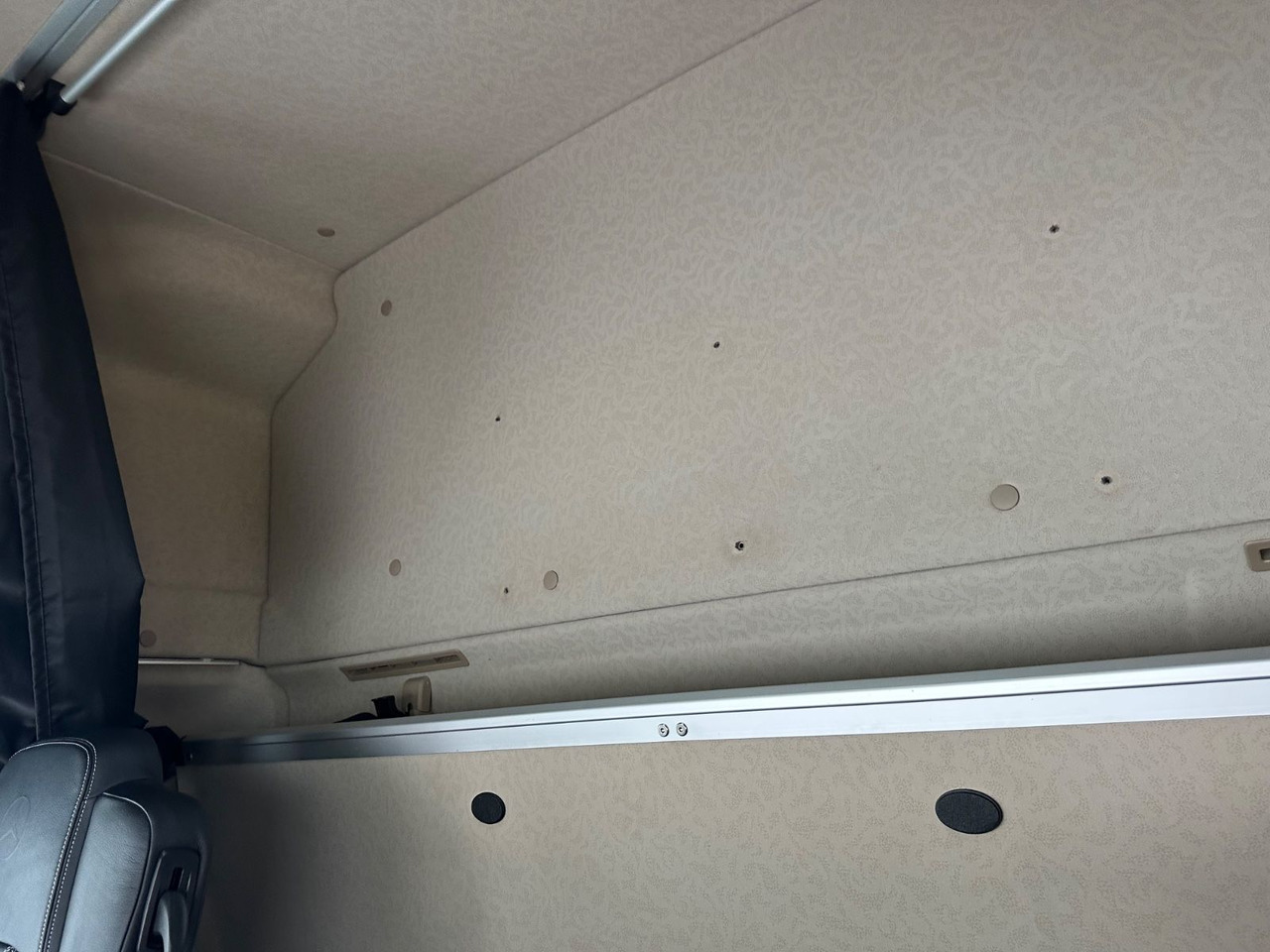 Tractor unit Mercedes-Benz 1863  Vollausstattung: picture 13