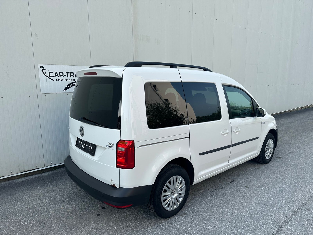 Volkswagen Caddy 2,0TDI 75kW BMT Beach - Passenger van: picture 4 Volkswagen Caddy 2,0TDI 75kW BMT Beach - Passenger van: picture 4