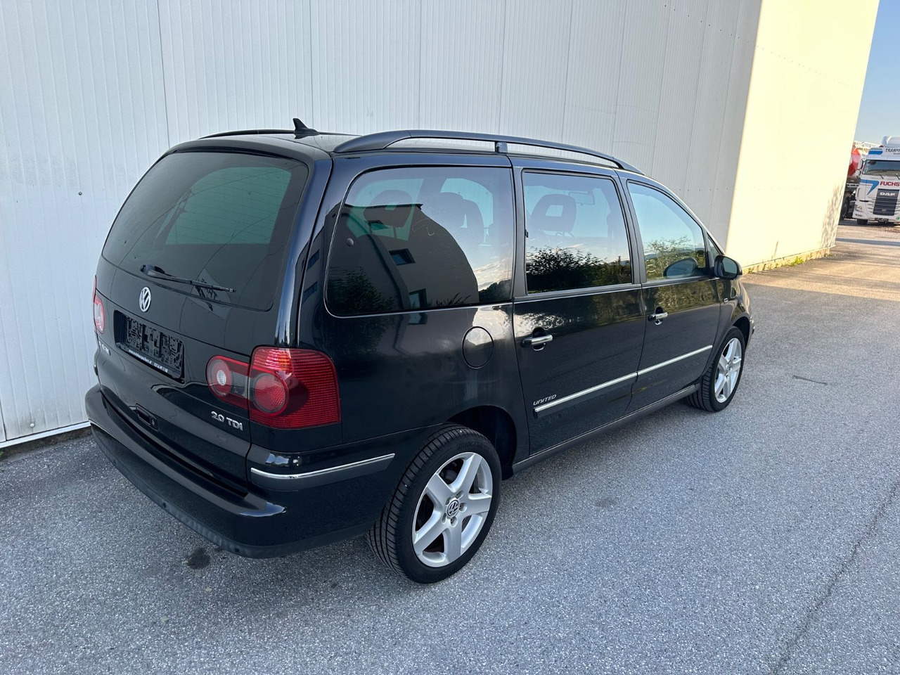 Volkswagen Sharan 2.0TDI Comfortline - Passenger van: picture 3 Volkswagen Sharan 2.0TDI Comfortline - Passenger van: picture 3