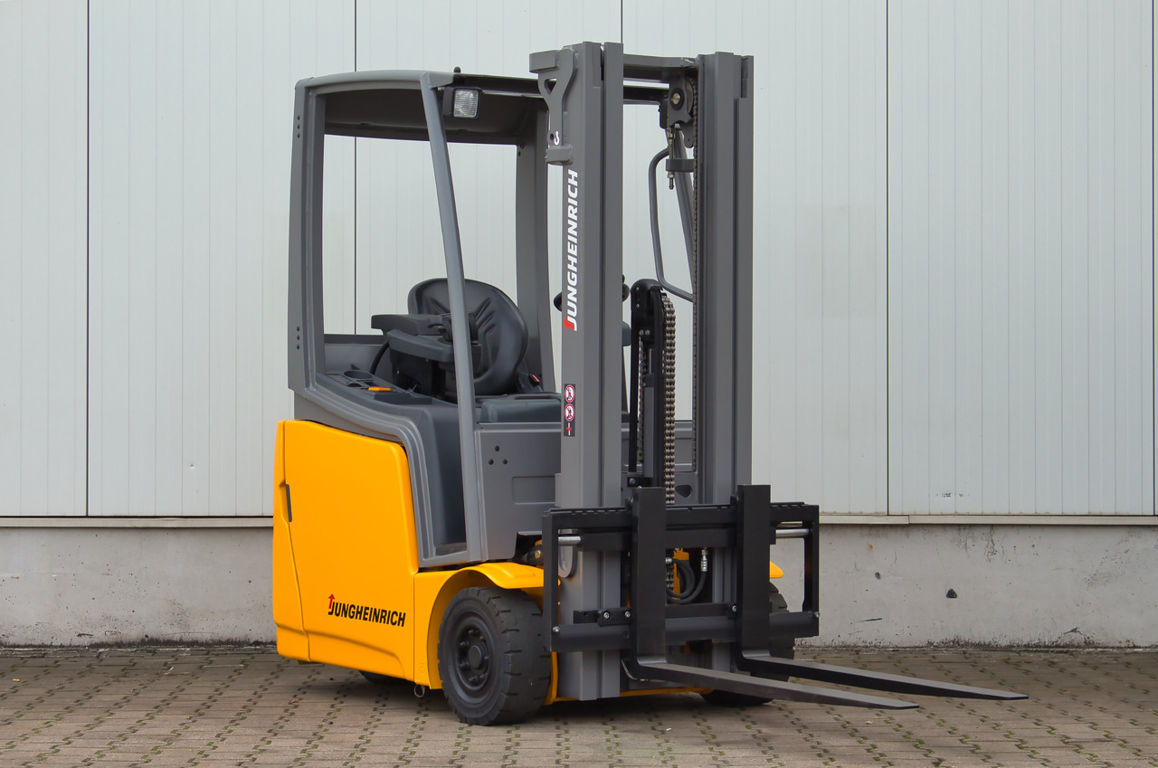 JUNGHEINRICH EFG213 - Triplex - 1212h - Electric forklift: picture 5 JUNGHEINRICH EFG213 - Triplex - 1212h - Electric forklift: picture 5