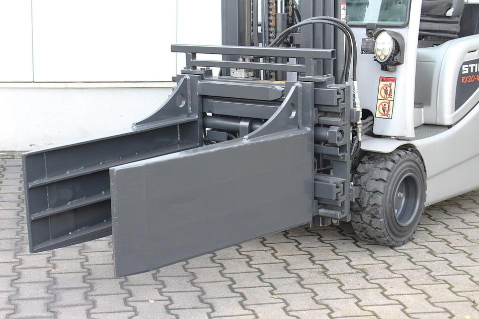 Stabau S15-BKR Ballenklammer Anbaugerät - Clamp for Forklift: picture 2 Stabau S15-BKR Ballenklammer Anbaugerät - Clamp for Forklift: picture 2