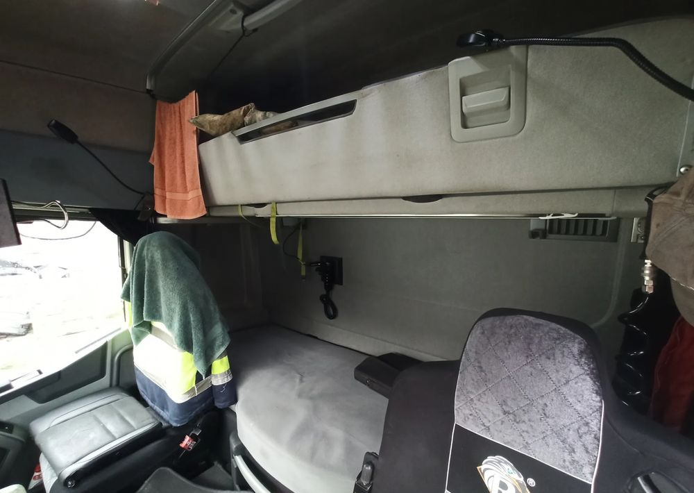 Renault T - Tractor unit: picture 4 Renault T - Tractor unit: picture 4