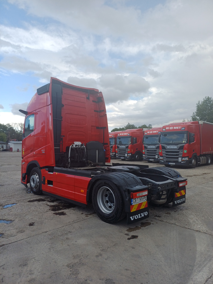 VOLVO FH 460T 4x2T , AERO , 3 PIECES - Tractor unit: picture 4 VOLVO FH 460T 4x2T , AERO , 3 PIECES - Tractor unit: picture 4