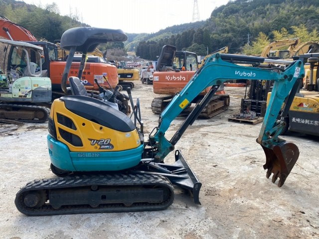 Mini excavator KUBOTA U-20-3S: picture 6