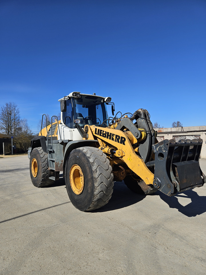 LIEBHERR L566 - Wheel loader: picture 3 LIEBHERR L566 - Wheel loader: picture 3