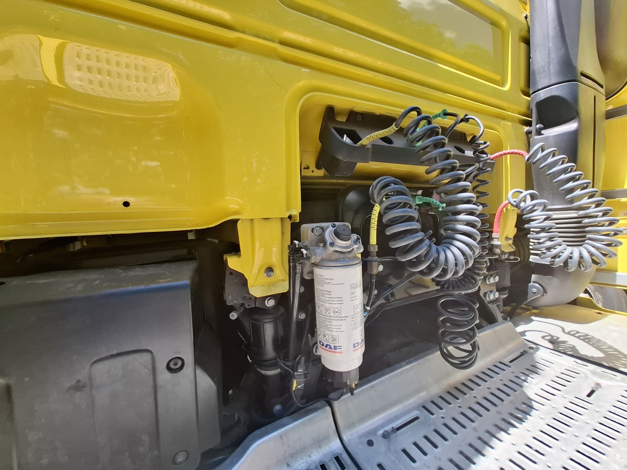 Tractor unit DAF XF430 FT NGI: picture 12