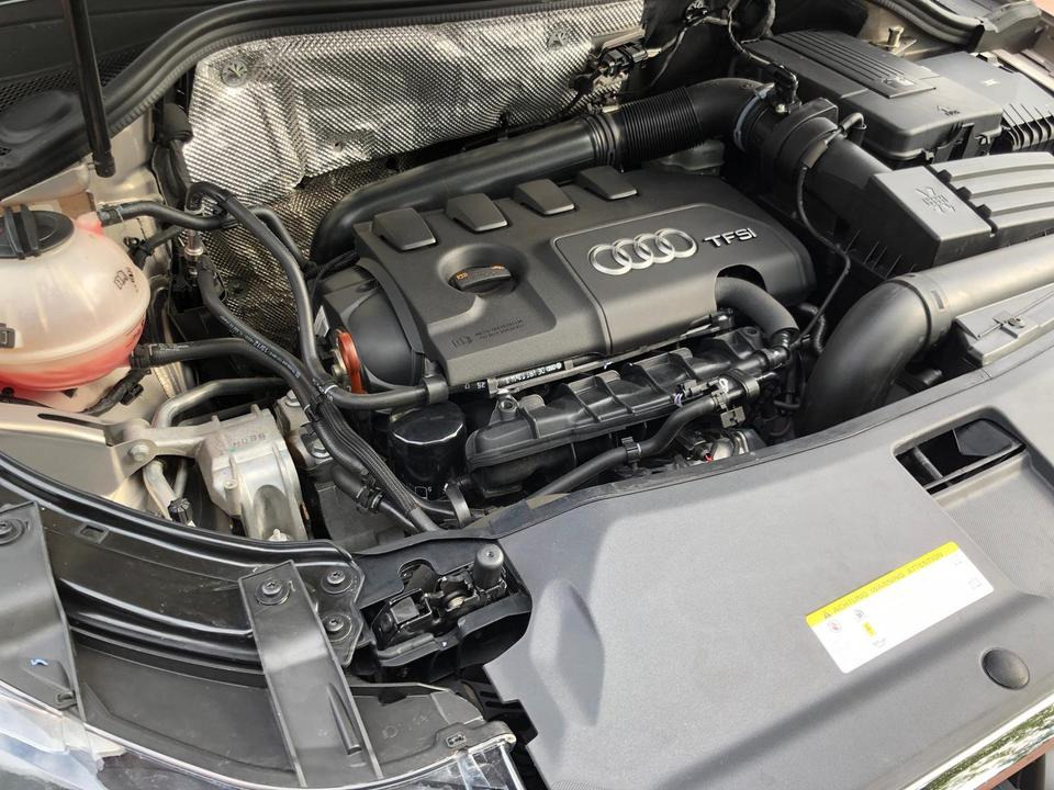 Car Audi Q3 TFSI + quattro + Autom. + ANK. + TÜV: picture 6