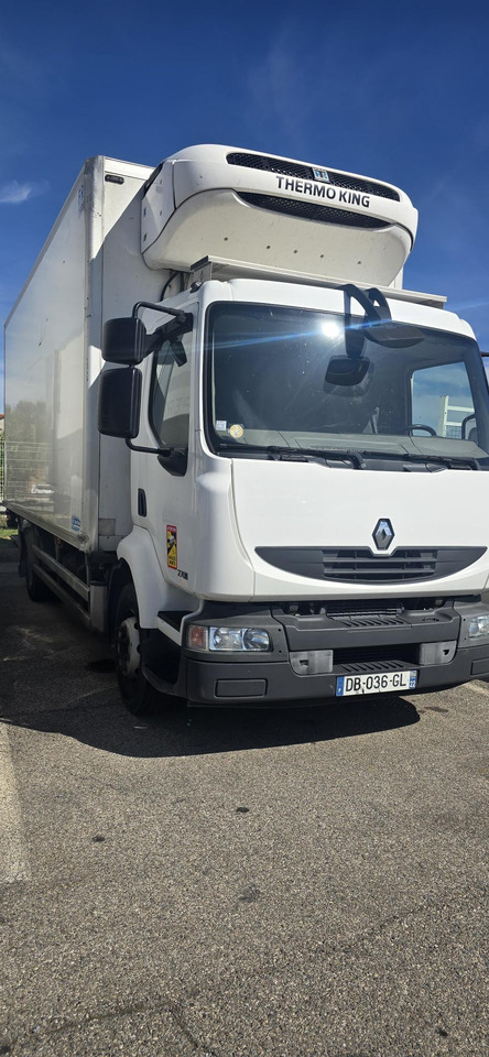 RENAULT - Refrigerator truck: picture 3 RENAULT - Refrigerator truck: picture 3