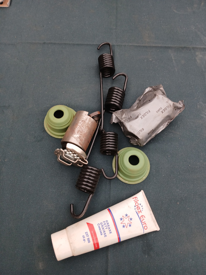 Brake adjusterkit for IVECO 42536197 - Spare parts: picture 1 Brake adjusterkit for IVECO 42536197 - Spare parts: picture 1