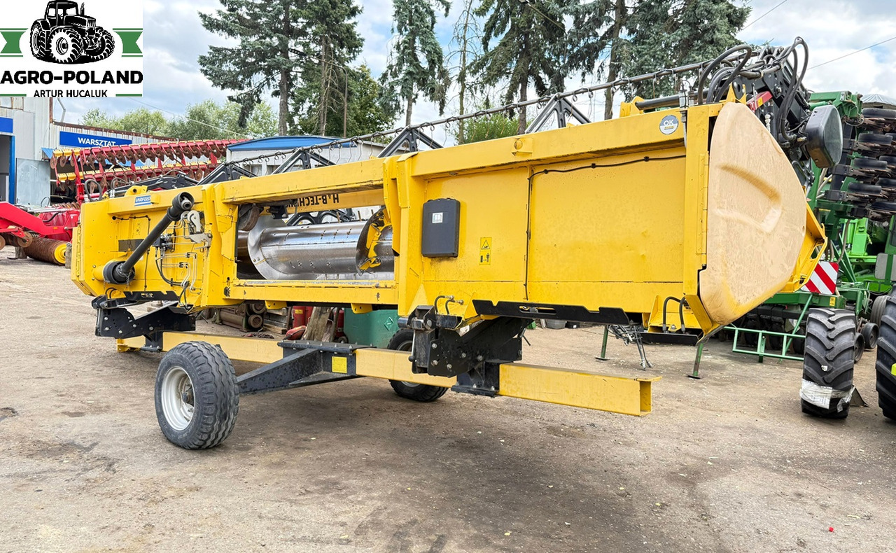 NEW HOLLAND CX 6080 - 2114/2777 h - 2014 ROK + VARIFEED 6,09 M - Combine harvester: picture 3 NEW HOLLAND CX 6080 - 2114/2777 h - 2014 ROK + VARIFEED 6,09 M - Combine harvester: picture 3