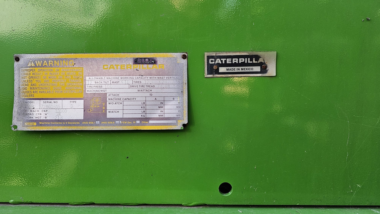 Rough terrain forklift CATERPILLAR V330B: picture 15