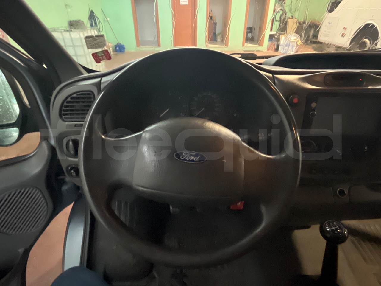 Lease a  Ford Transit Ford Transit: picture 17