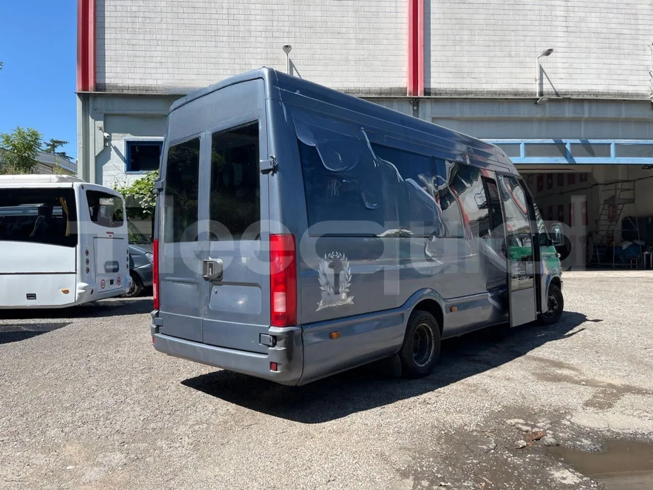 Suburban bus Iveco Daily: picture 10 Suburban bus Iveco Daily: picture 10