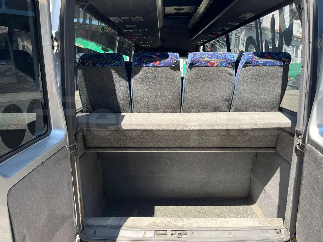 Suburban bus Iveco Daily: picture 7 Suburban bus Iveco Daily: picture 7