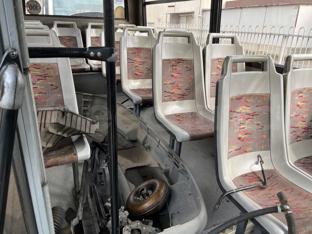 Lease a  Mercedes-Benz 414T Mercedes-Benz 414T: picture 15 Lease a  Mercedes-Benz 414T Mercedes-Benz 414T: picture 15