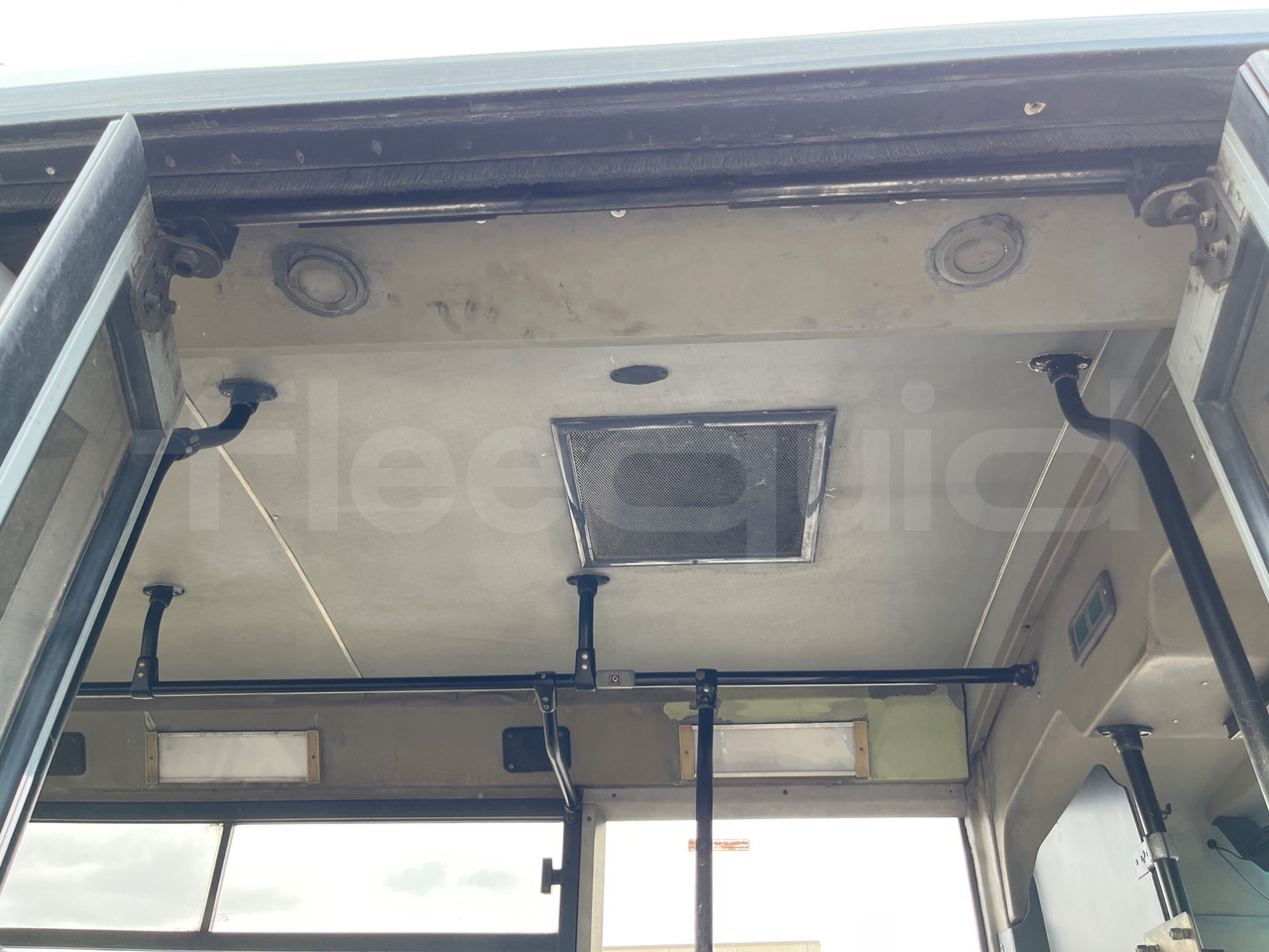 Lease a  Mercedes-Benz 414T Mercedes-Benz 414T: picture 19 Lease a  Mercedes-Benz 414T Mercedes-Benz 414T: picture 19