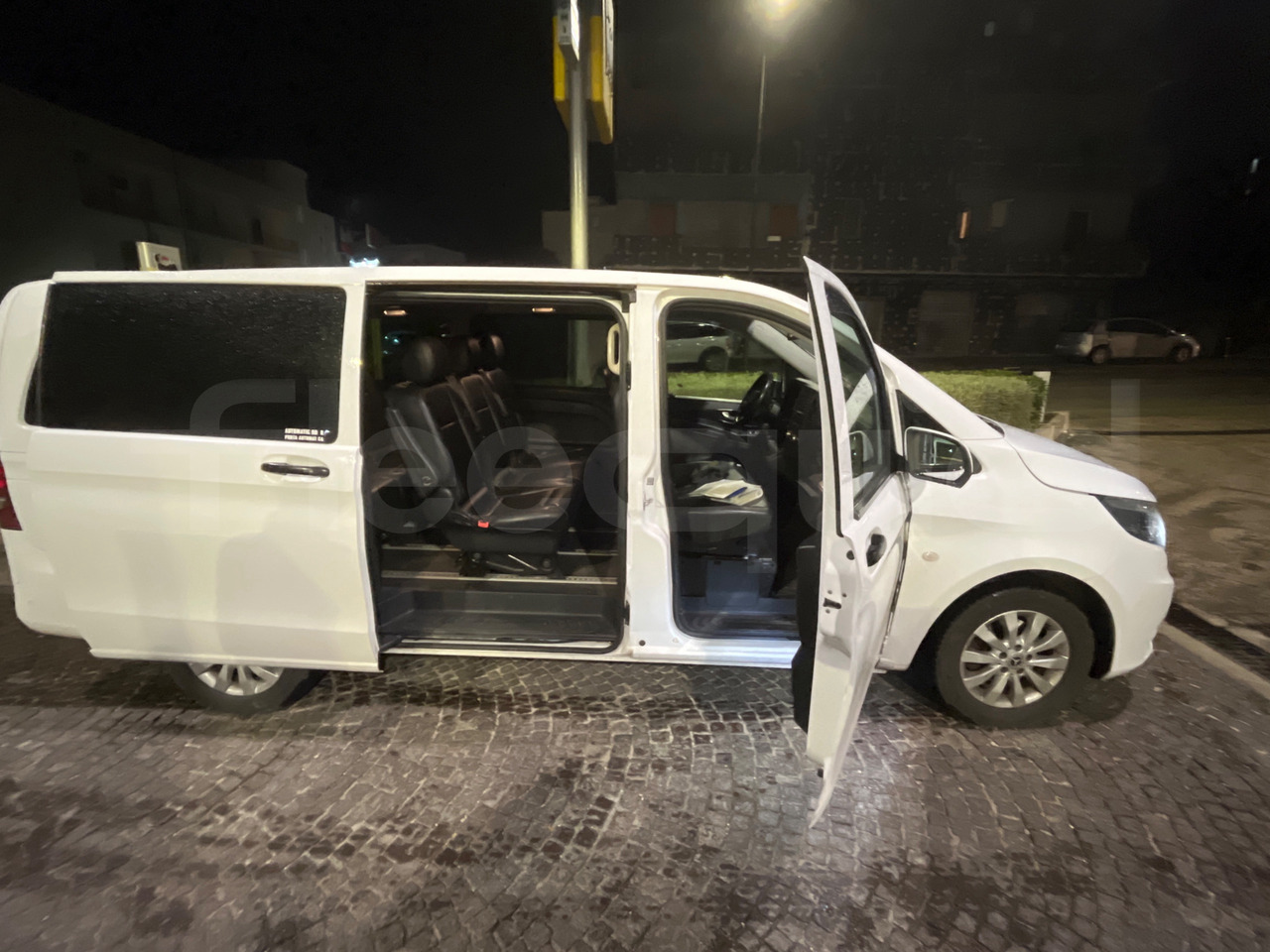 Minibus, Passenger van Mercedes-Benz Vito Tourer: picture 10 Minibus, Passenger van Mercedes-Benz Vito Tourer: picture 10