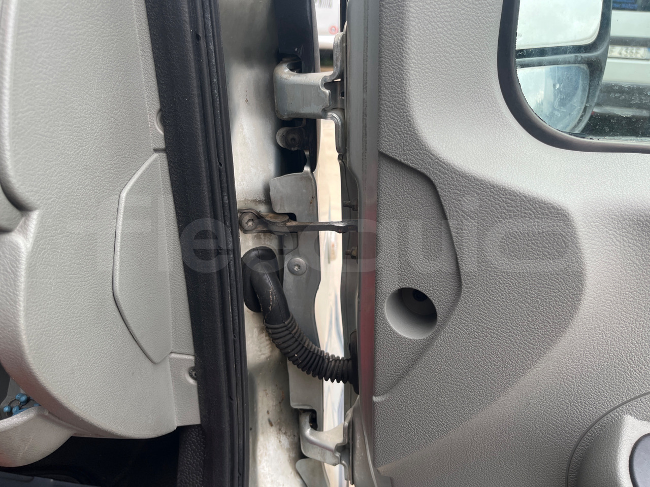 Lease a  Nissan Interstar Nissan Interstar: picture 13 Lease a  Nissan Interstar Nissan Interstar: picture 13