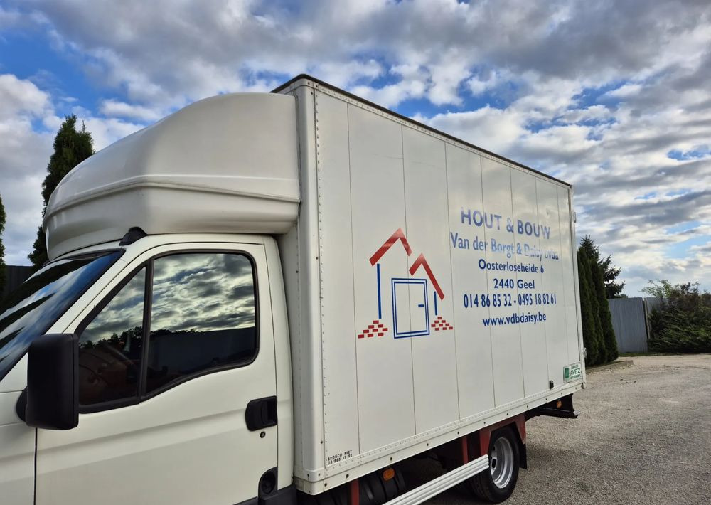 Kontener 8 palet Iveco, boczne drzwi ,stan bdb! Izoterma, Magazyn ,kurnik, garaż! - Swap body - box: picture 3 Kontener 8 palet Iveco, boczne drzwi ,stan bdb! Izoterma, Magazyn ,kurnik, garaż! - Swap body - box: picture 3