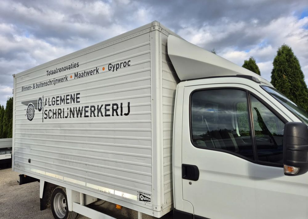 Kontener 8 palet , Izoterma, Garaż, kurnik, Iveco 2012 rok, stan bdb - Swap body - box: picture 5 Kontener 8 palet , Izoterma, Garaż, kurnik, Iveco 2012 rok, stan bdb - Swap body - box: picture 5