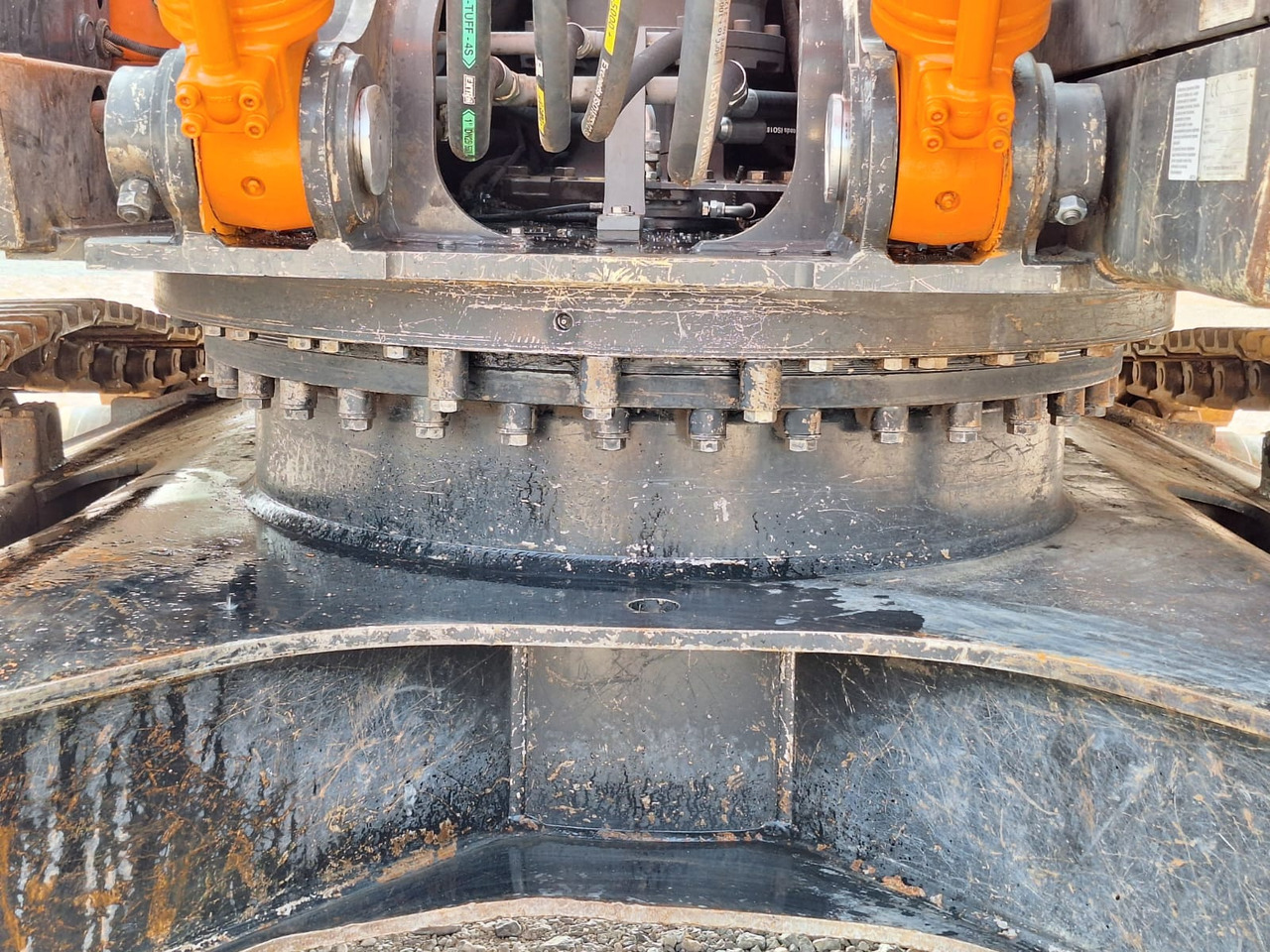 Crawler excavator HITACHI ZX 300 LCH-5A: picture 9