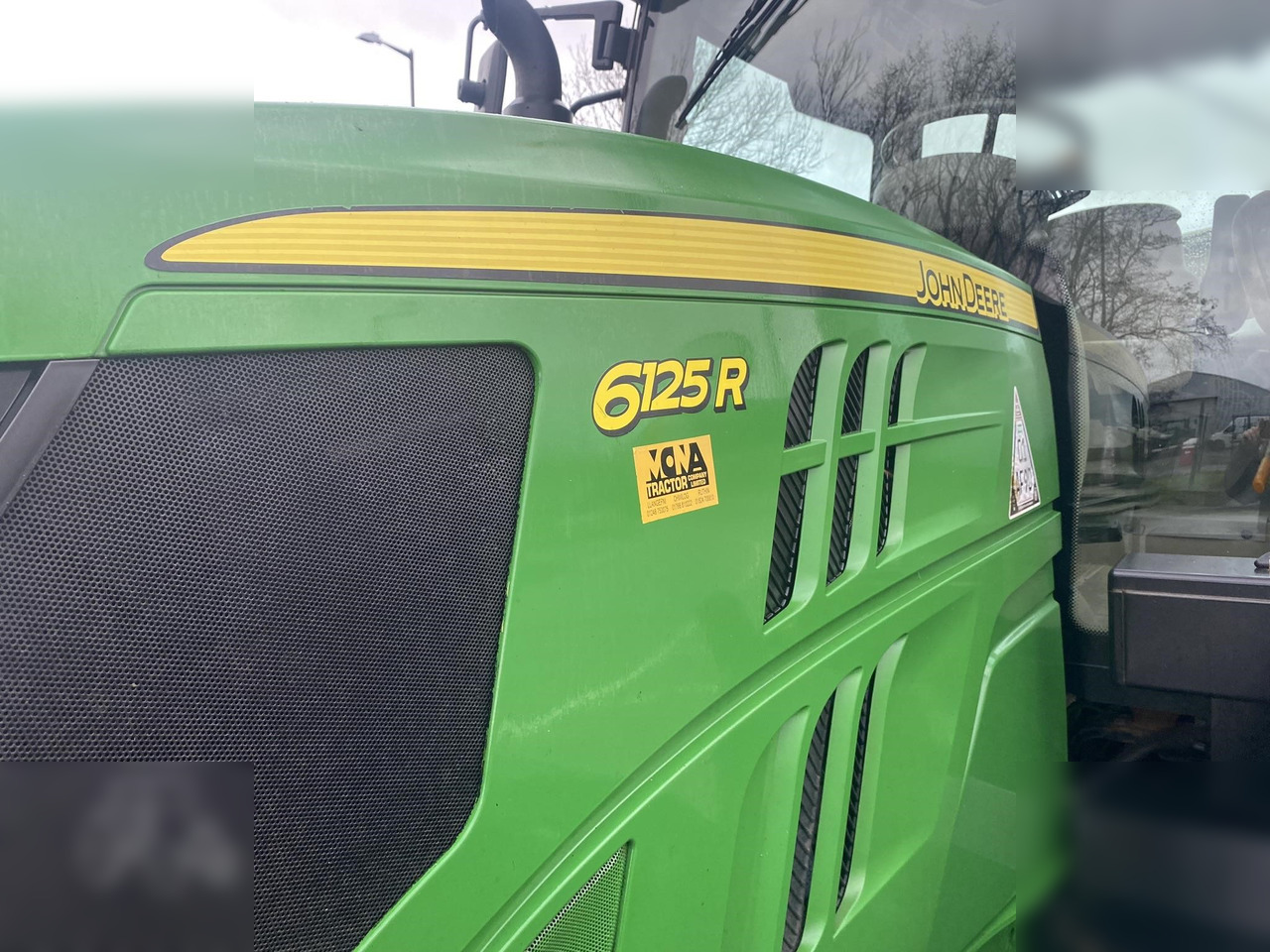 2012 JOHN DEERE 6125R - Farm tractor: picture 3 2012 JOHN DEERE 6125R - Farm tractor: picture 3