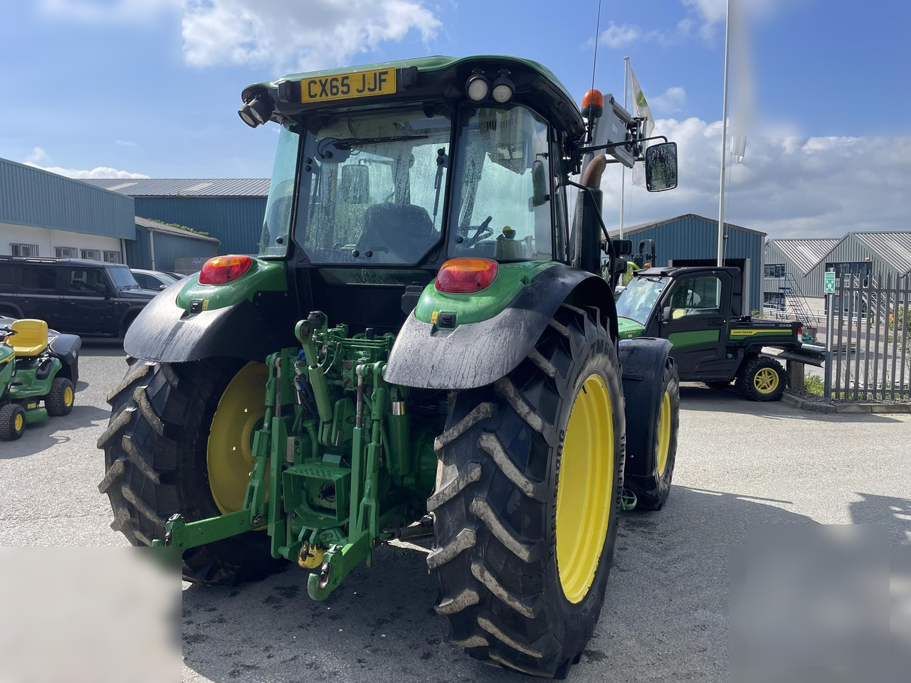 2015 JOHN DEERE 6110RC - Farm tractor: picture 5 2015 JOHN DEERE 6110RC - Farm tractor: picture 5