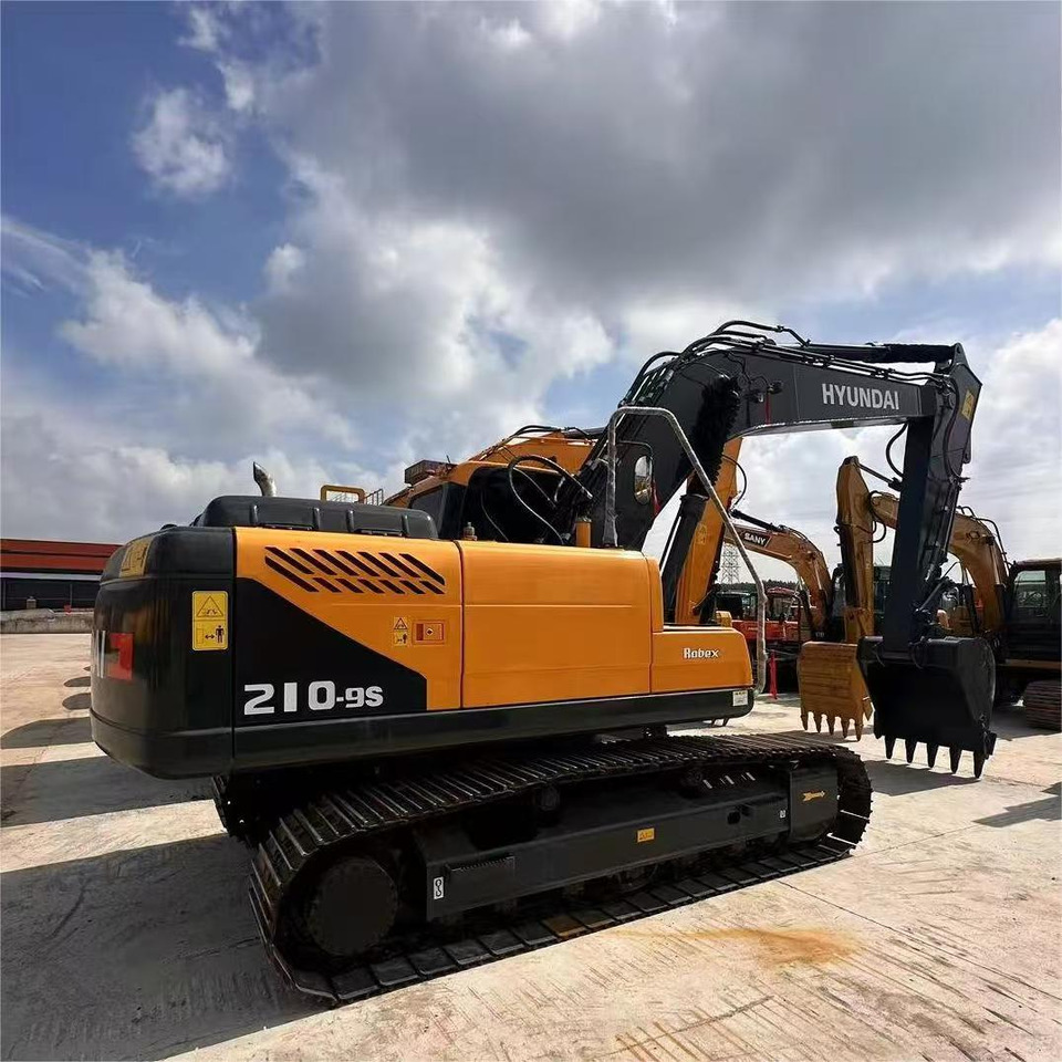 HYUNDAI 210-9S medium-sized hydraulic excavator - Crawler excavator: picture 2 HYUNDAI 210-9S medium-sized hydraulic excavator - Crawler excavator: picture 2