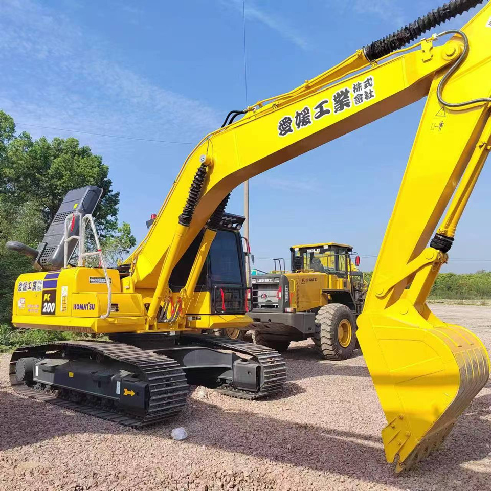 KOMATSU pc200-8N1 used japan brand crawler excavator - Crawler excavator: picture 1 KOMATSU pc200-8N1 used japan brand crawler excavator - Crawler excavator: picture 1
