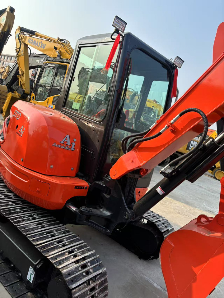 KUBOTA 6 ton mini excavator japan brand original - Mini excavator: picture 2 KUBOTA 6 ton mini excavator japan brand original - Mini excavator: picture 2