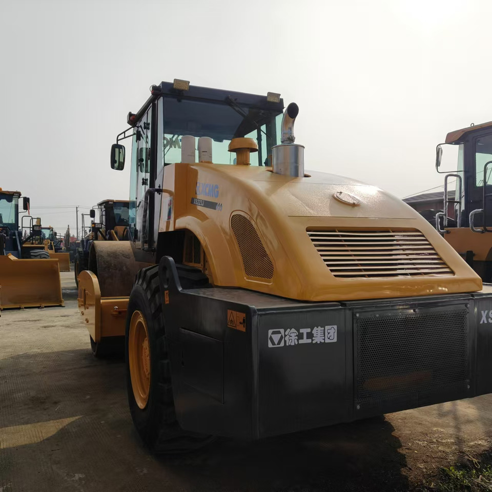 XCMG XS223J used road roller low hours factory price - Road roller: picture 2 XCMG XS223J used road roller low hours factory price - Road roller: picture 2