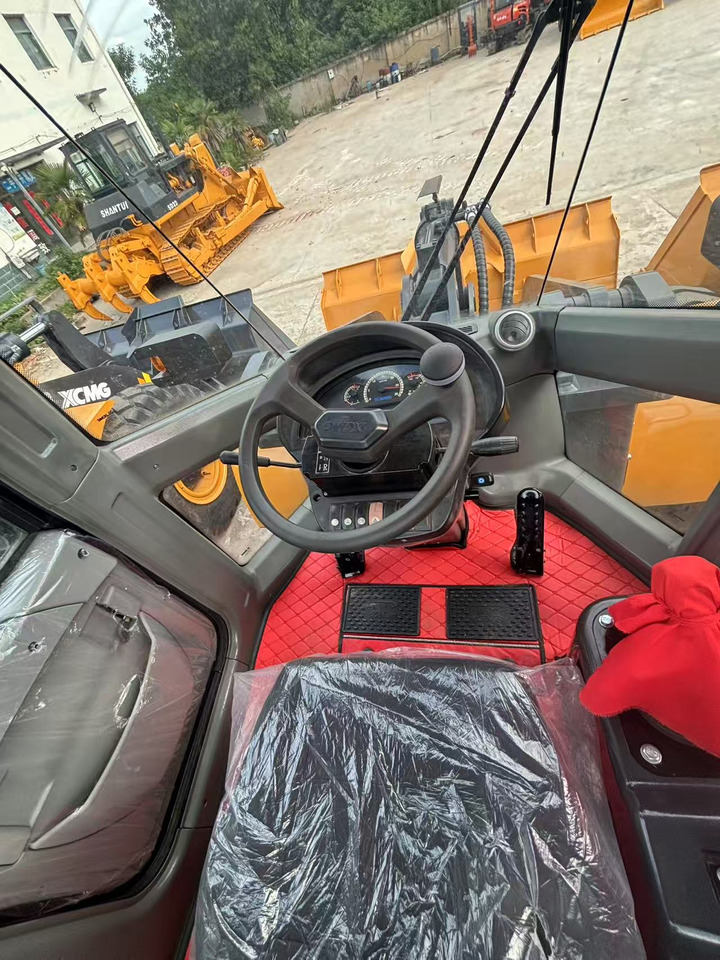 XCMG ZL50GN low hour front loader for sale - Wheel loader: picture 5 XCMG ZL50GN low hour front loader for sale - Wheel loader: picture 5