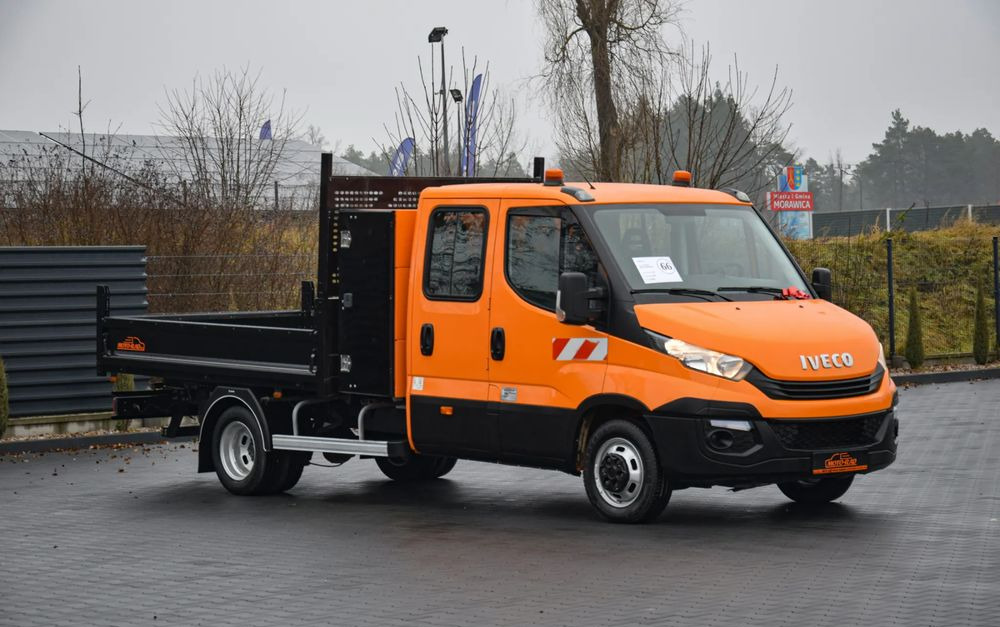 Iveco DAILY 35C16 / 2.3 - 160 KM / BRYGADÓWKA / 6 OSOBOWY / DOSTAWCZE / SKRZYNIA / KLIMA / NAWIGACJA / KAMERA COFANIA / TEMPOMAT / SERWISOWANY / SPROWADZONY - Combi van: picture 3 Iveco DAILY 35C16 / 2.3 - 160 KM / BRYGADÓWKA / 6 OSOBOWY / DOSTAWCZE / SKRZYNIA / KLIMA / NAWIGACJA / KAMERA COFANIA / TEMPOMAT / SERWISOWANY / SPROWADZONY - Combi van: picture 3