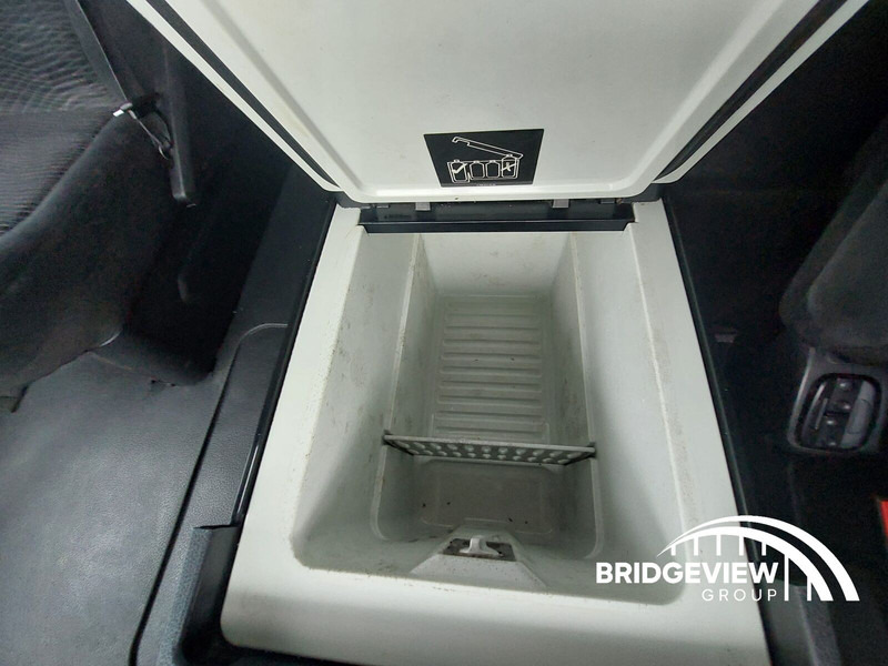 Tractor unit Mercedes-Benz Actros 1845 GIGA SOLO CABIN: picture 16 Tractor unit Mercedes-Benz Actros 1845 GIGA SOLO CABIN: picture 16